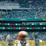 México abre Copa vencendo África do Sul em duelo com três expulsões