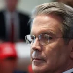 Sem Censura recebe Klebber Toledo, Priscilla e Roberto Medronho