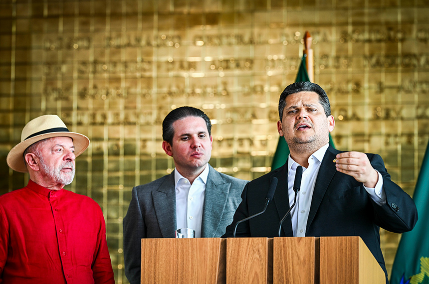 Davi Alcolumbre acerta prioridades do Congresso em reunião com Lula e Motta