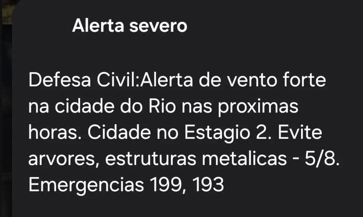 Defesa Civil do Rio envia alerta severo para ventos fortes