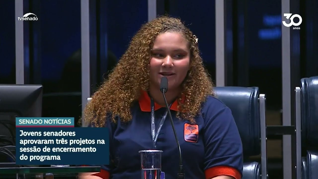 Vídeo: Jovens Senadores e Senadoras aprovam projetos de apoio a migrantes e mulheres