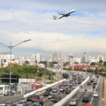 Chuva forte atinge Pequim durante passagem do tufão Dolphin