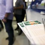PF apreende 100 kg de droga que iriam para o Complexo do Alemão