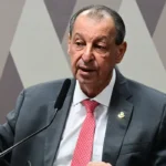 Comissão aprova MP da taxa das blusinhas: texto segue a plenários