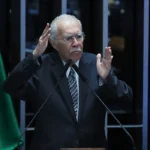 PF envia a Gilmar e Zanin íntegra de material do celular de Vorcaro