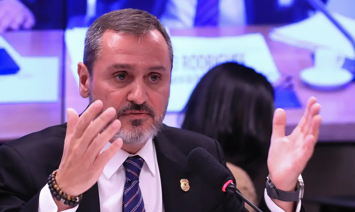 Andrei Rodrigues nega que PF tenha monitorado ministro André Mendonça