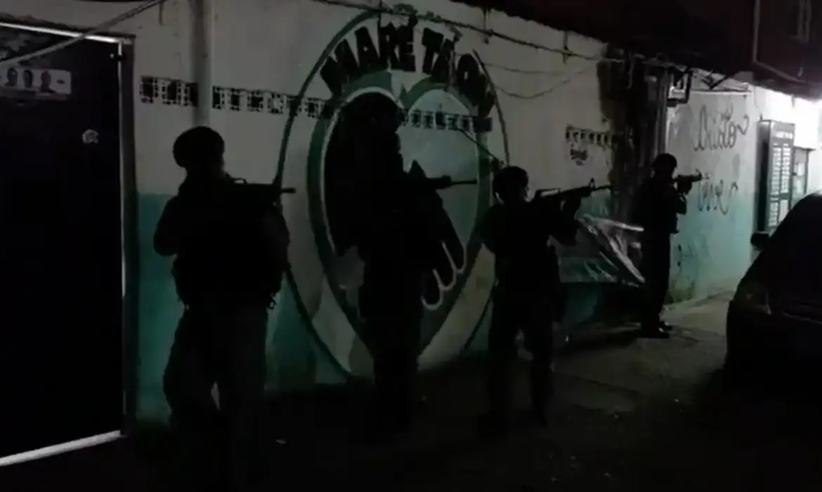 Rio: Operação no Complexo da Maré deixa três mortos, diz secretaria
