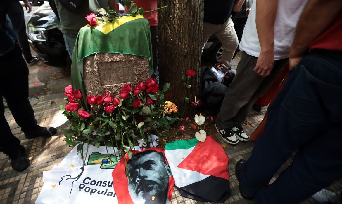 Marighella: há 30 anos Estado reconhecia culpa por assassinato