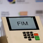 Estudante abre fogo do lado de fora de escola na Turquia