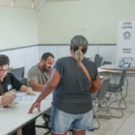 Flávio busca apoio de Caiado e Lula defende fim da 6×1