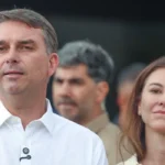 Jornalista brasileiro crítico a Milei é deportado da Argentina
