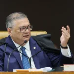 TSE: ministros ordenam que Lula e Janja removam vídeos contra Flávio