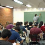 Sem Censura debate fim da escala 6×1