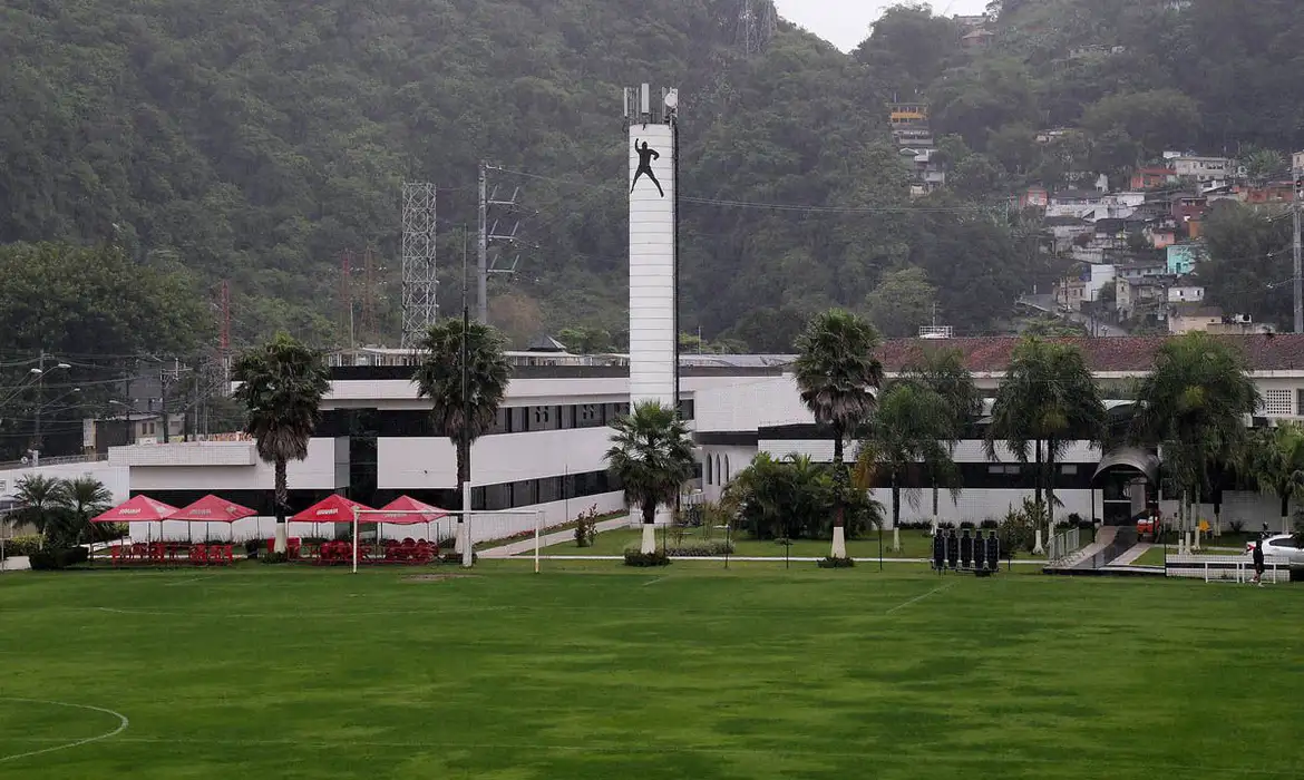 Santos regulariza ocupação do Centro de Treinamento Rei Pelé