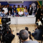 Site oferece criptomoedas por posts de apoio a Flávio Bolsonaro