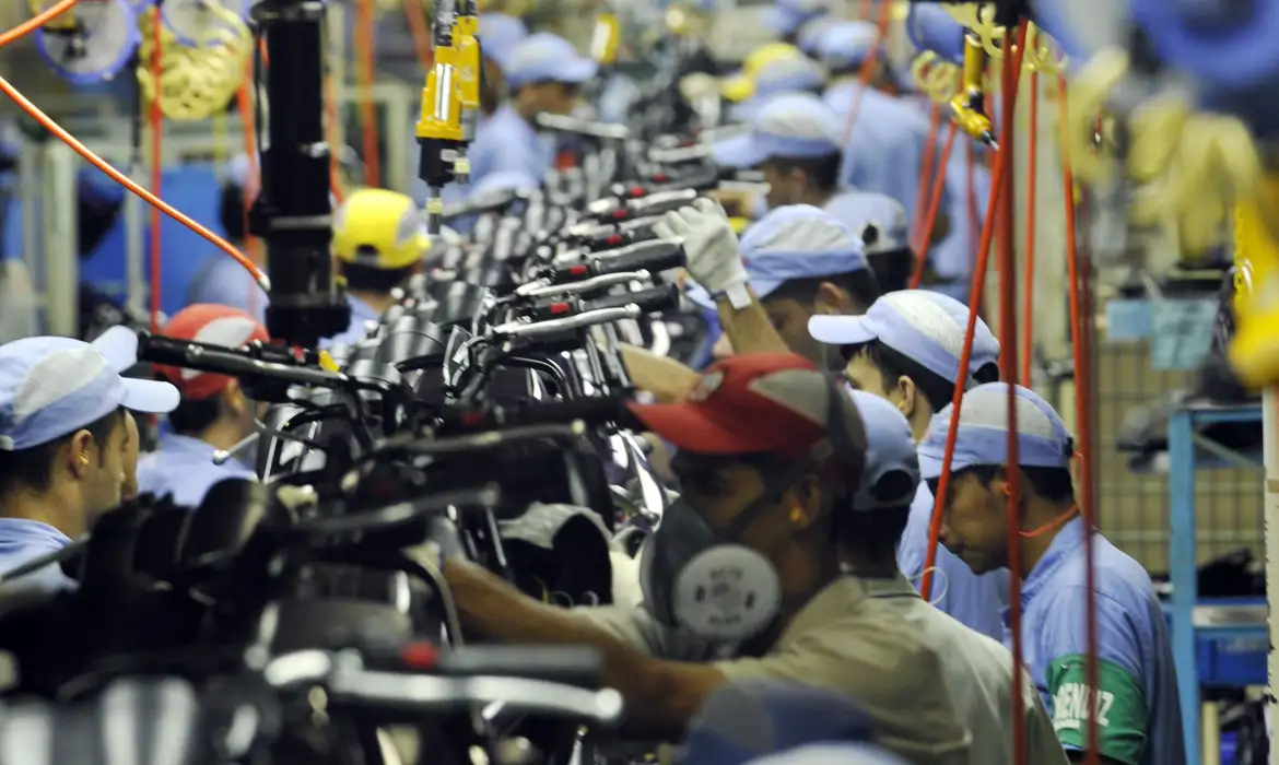 Produção de motos no Brasil cresce e tem melhor setembro desde 2011