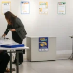 Prévia da inflação oficial cai pela metade e fecha outubro em 0,32%