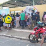 Nas duas primeiras horas de votação, 467 urnas foram substituídas