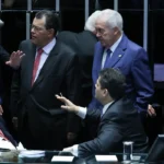 Lula reforça compromisso com evangélicos; Flávio recebe apoio no RS